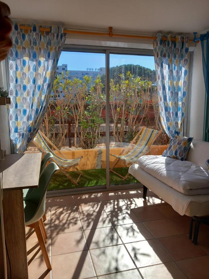 Appartement En Residence Avec Piscine Proche Mer Le Barcarès Exteriör bild